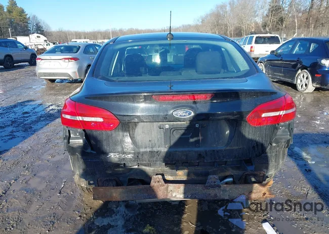 1FADP3E21HL330514: 44533141