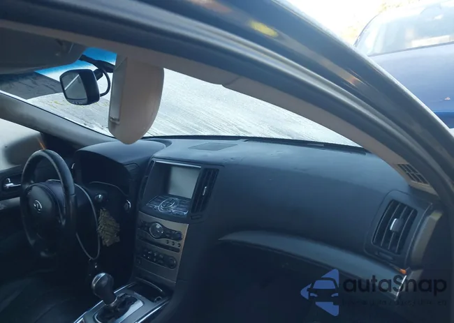 JN1CV6AR9BM354810: 44532397