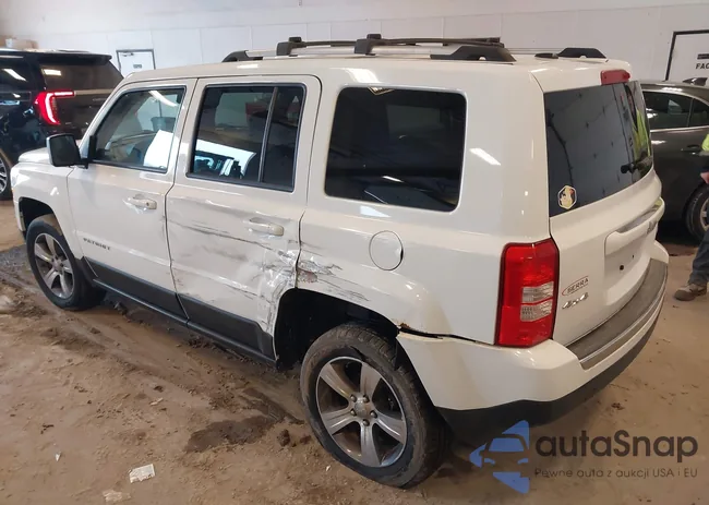 1C4NJRFB7GD647000: 44532405