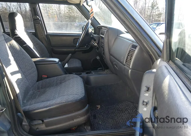 1J4FF68S3XL651689: 44532433