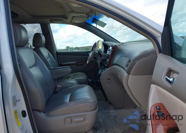 5TDBA22C65S051175: 44532481