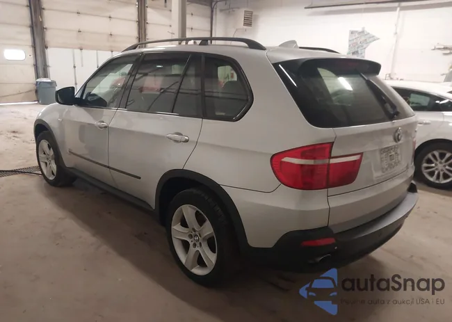 5UXFE43528L028739: 44532557