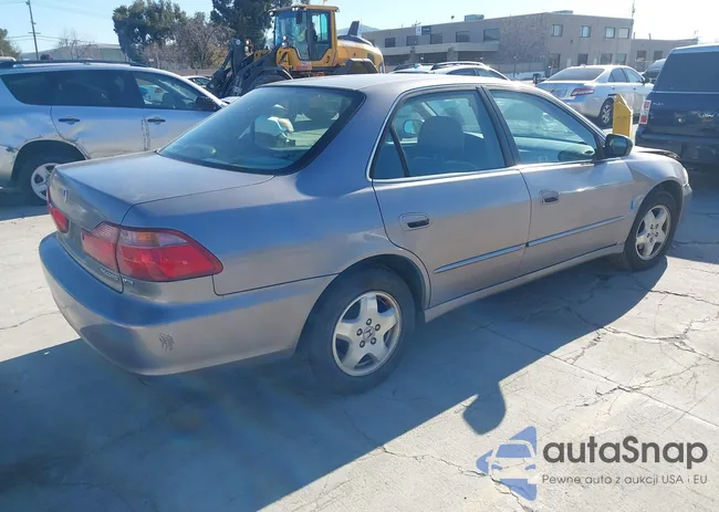 1HGCG1654YA008613: 44533990