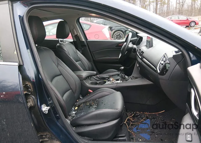 3MZBM1W75FM222186: 44534088