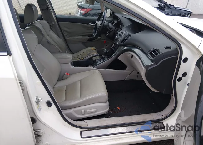 JH4CU2F63BC000244: 44534097