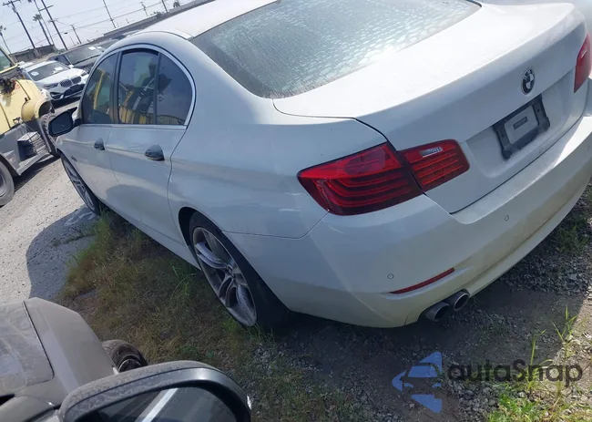 WBA5A5C51ED505632: 44534180