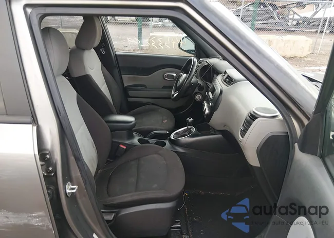 KNDJN2A24G7250490: 44533209