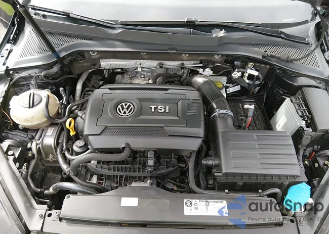 3VW4T7AUXFM037580: 44533267