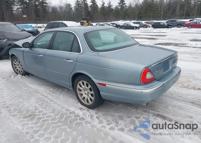 SAJWA71C74SG17001: 44533307