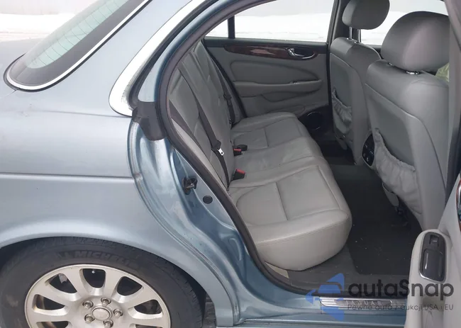 SAJWA71C74SG17001: 44533307