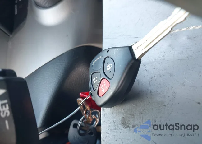 JTMBD32V586088219: 44533370