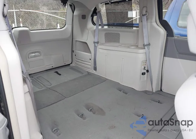 2D4RN6DX0AR355764: 44533493