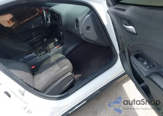 2C3CDXBG8GH241819: 44533523