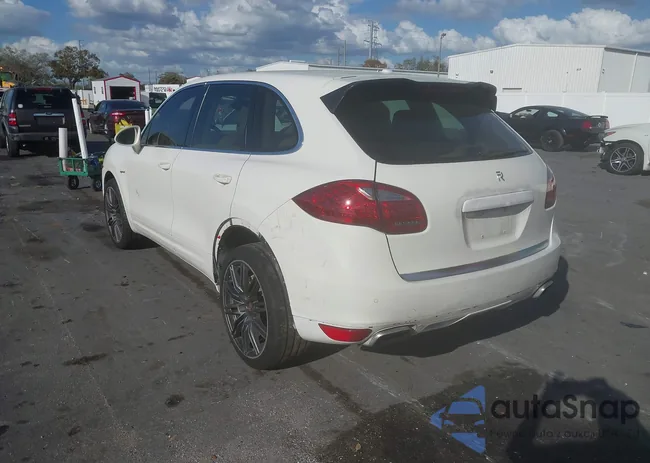 WP1AE2A29BLA92226: 44534842