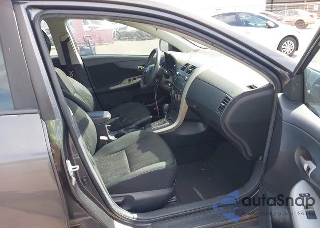 2T1BU4EE6BC662778: 44534927