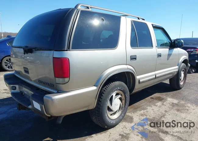 1GNDT13WX12227434: 44534952