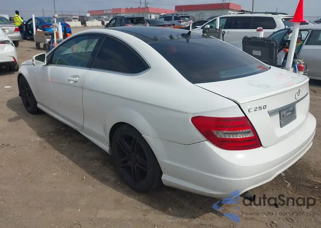 WDDGJ4HBXFG378874: 44535048