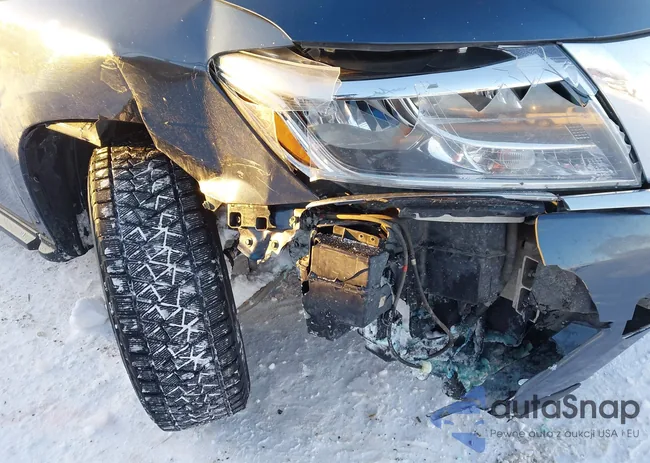 5N1AR2MM5FC666230: 44535053