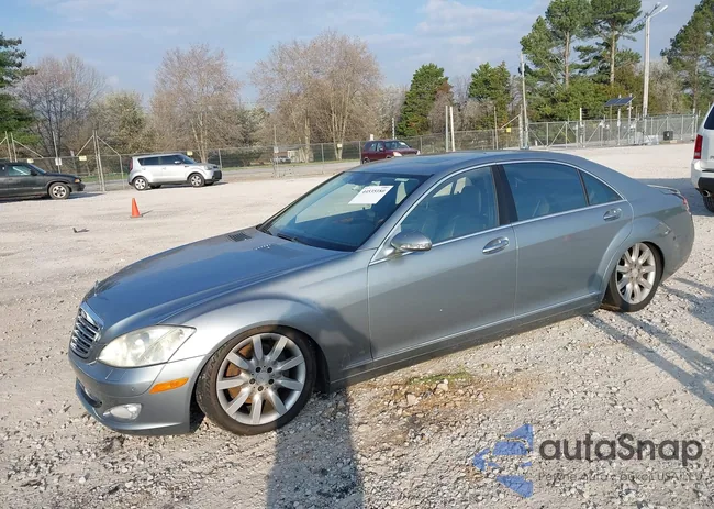 WDDNG71X48A178821: 44535180