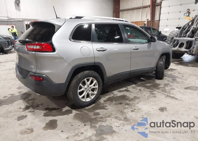 1C4PJMCS2GW118803: 44535199