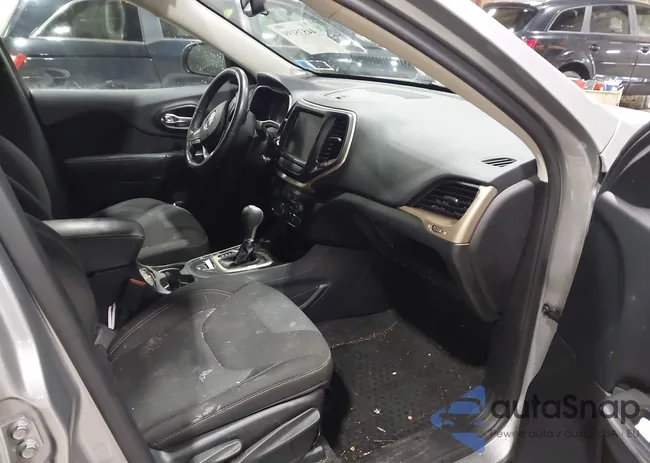 1C4PJMCS2GW118803: 44535199