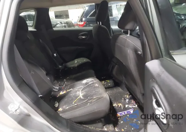 1C4PJMCS2GW118803: 44535199