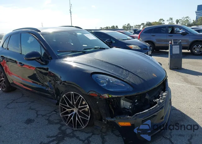 WP1AA2A58NLB05025: 44534235