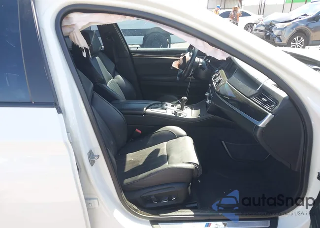 WBSFV9C55ED097499: 44534250