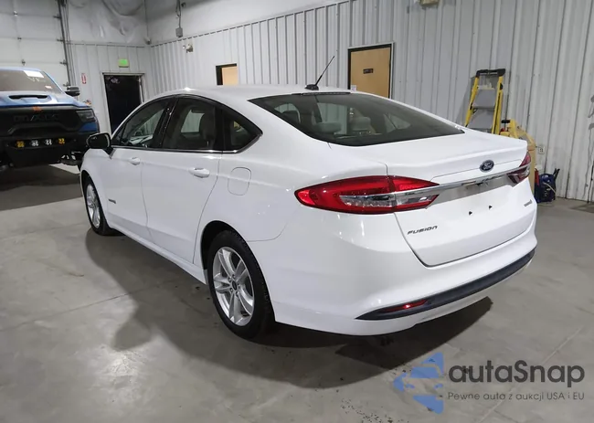 3FA6P0UU5JR254331: 44534325