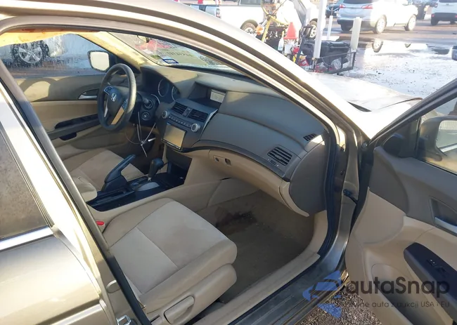 1HGCP2F37AA071425: 44534341