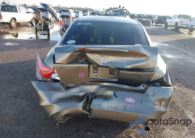 1HGCP2F37AA071425: 44534341