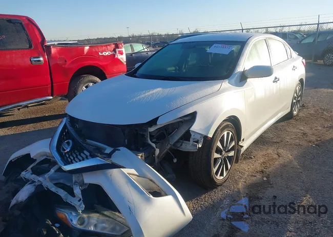 1N4AL3AP4GC212682: 44534371