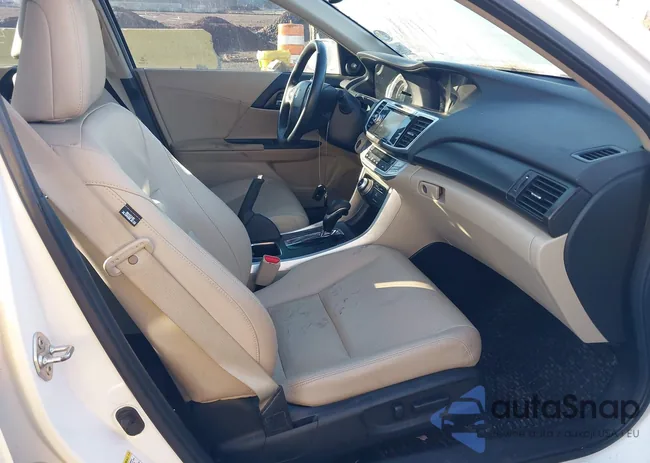 1HGCR3F83DA010699: 44534405