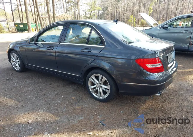 WDDGF8AB0ER308354: 44534554