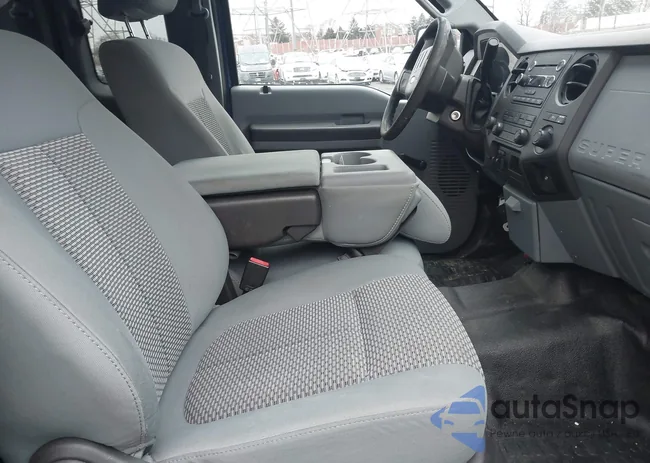 1FT7X2B66BEA70504: 44535908