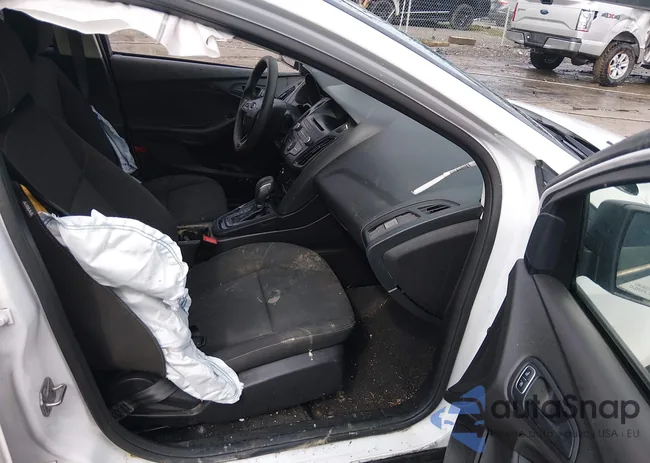 1FADP3E24HL252570: 44535997