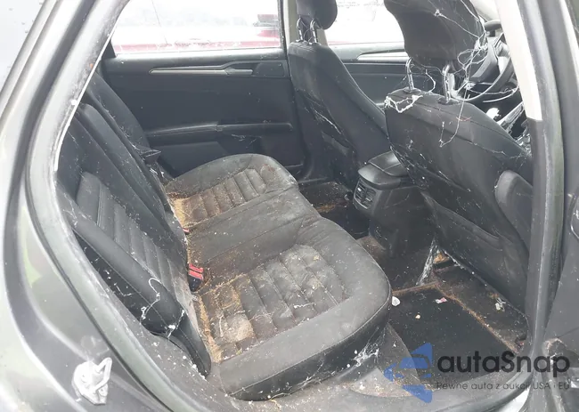 3FA6P0HD8ER372695: 44535290