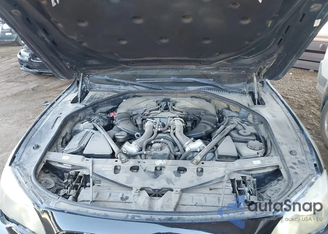 WBAKB8C55CC964313: 44535298