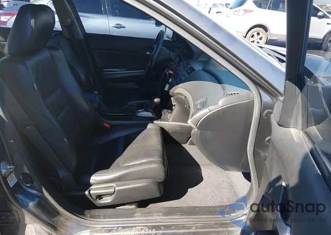 JHMCP26828C042597: 44535374