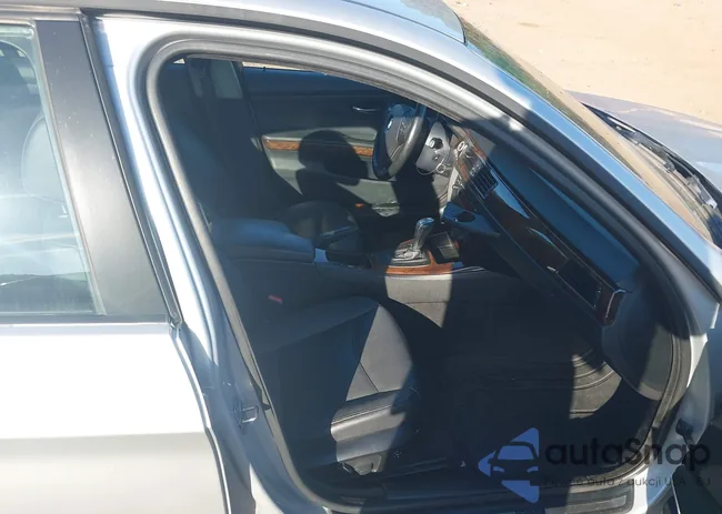 WBAPK7C56AA459728: 44535382