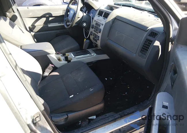 1FMCU9D73CKA32460: 44536732