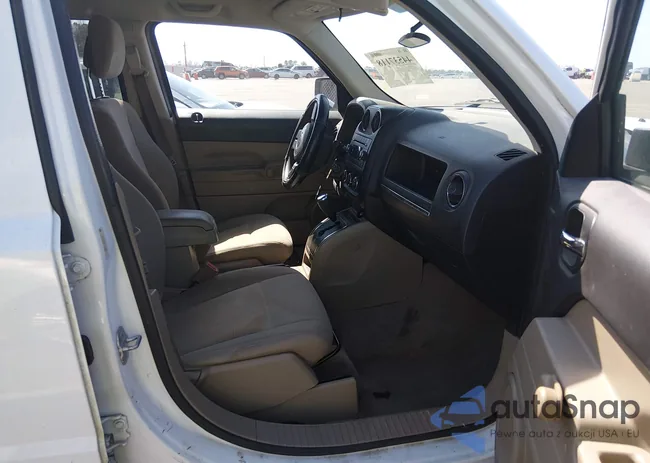 1C4NJPBA2ED717551: 44537118