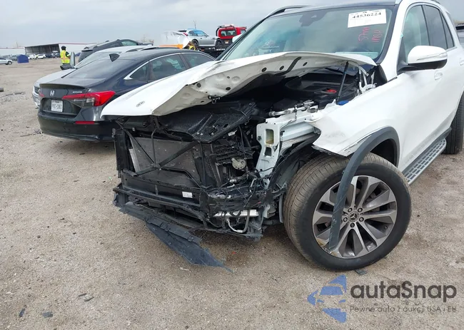 4JGFB4JB4PA950597: 44536224