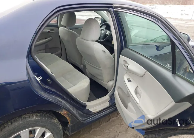 2T1BU4EE6CC905748: 44536301