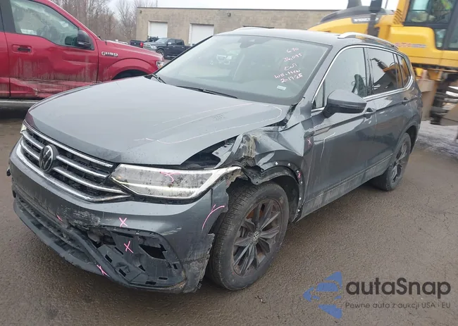 3VV3B7AX2RM128084: 44537708