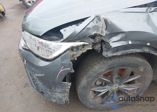 3VV3B7AX2RM128084: 44537708