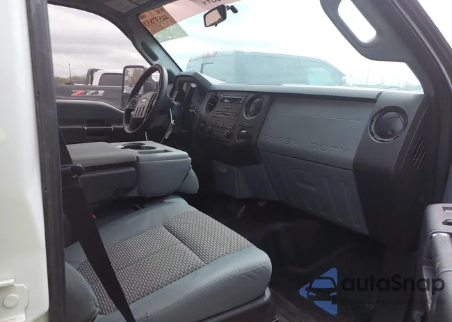 1FT7W2BT5CEB79286: 44537833