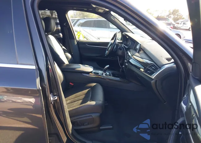 5UXKR2C59J0X10791: 44537964