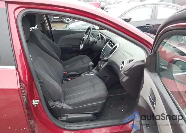 1G1JD5SH1H4121318: 44538061