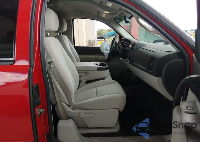 1GCEC19J78Z231371: 44537281